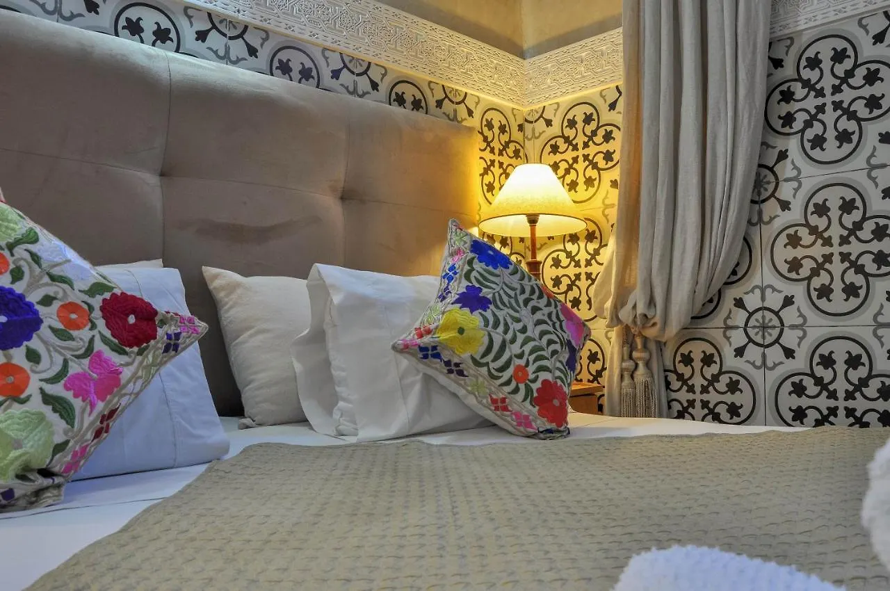 Riad Inaka Marrakesh 3*,